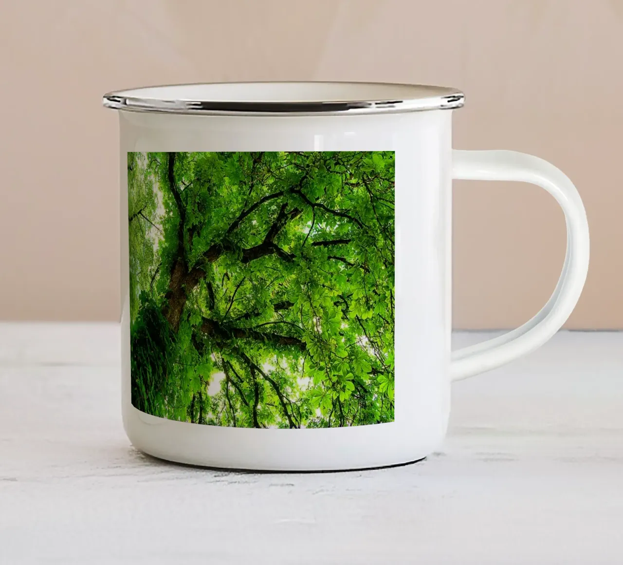 Symmetrie van smaragdgroene boom - Abstracte kunstdruk emaille mok van jay