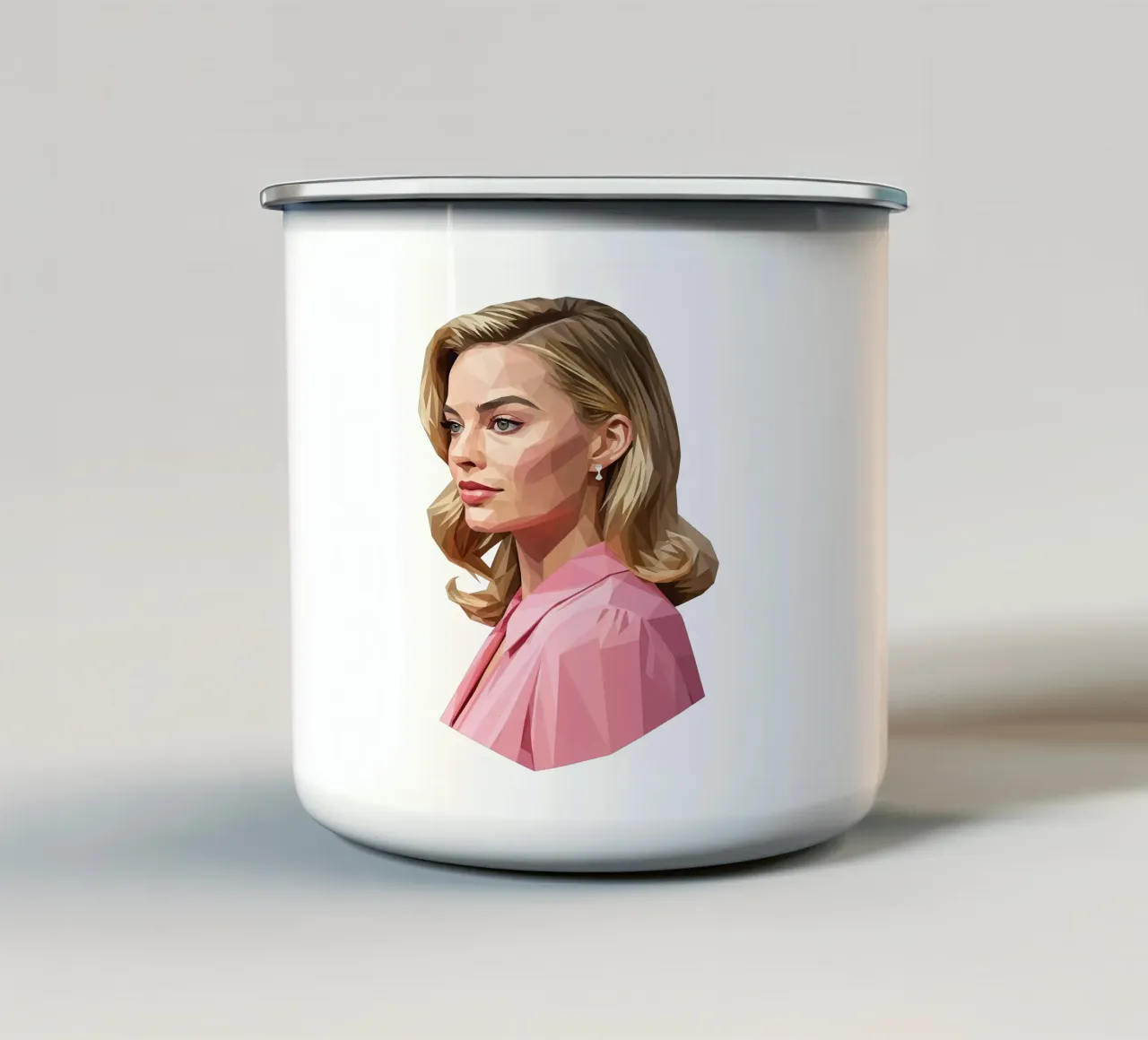 Margot Robbie Lowpoly tazza in smalto da Low Profile