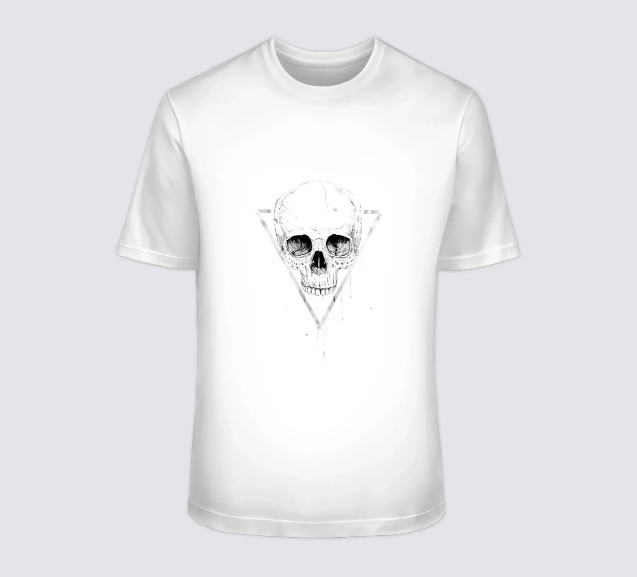 Skull in a triangle (b&w) t-shirt da Balazs Solti