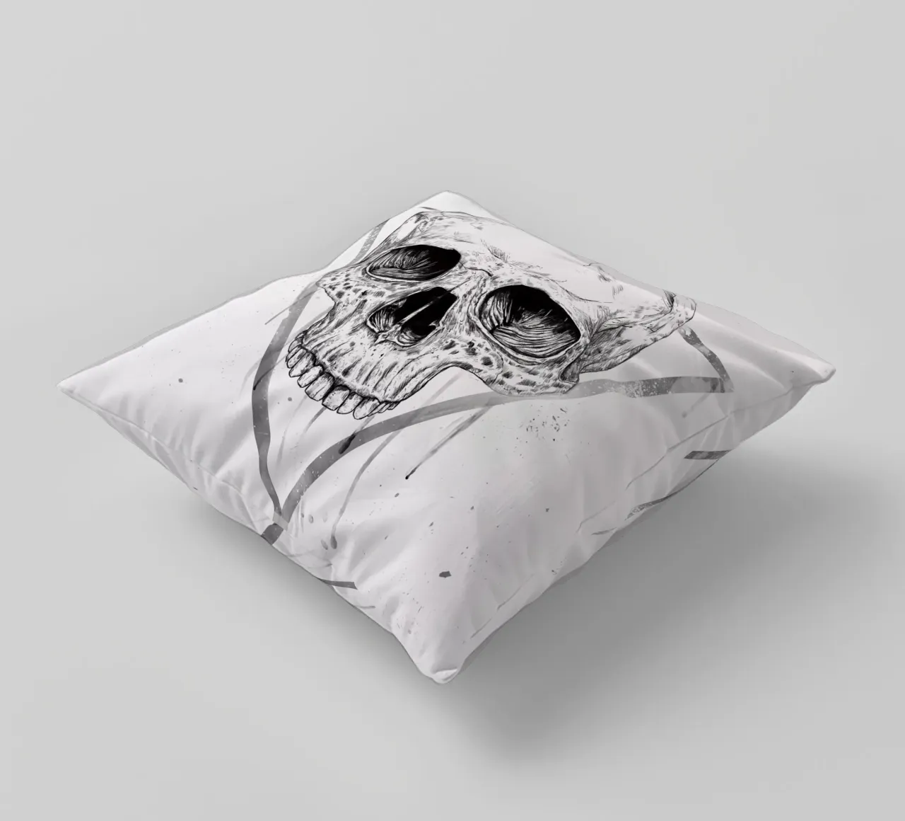 Skull in a triangle (b&w) cuscino da Balazs Solti