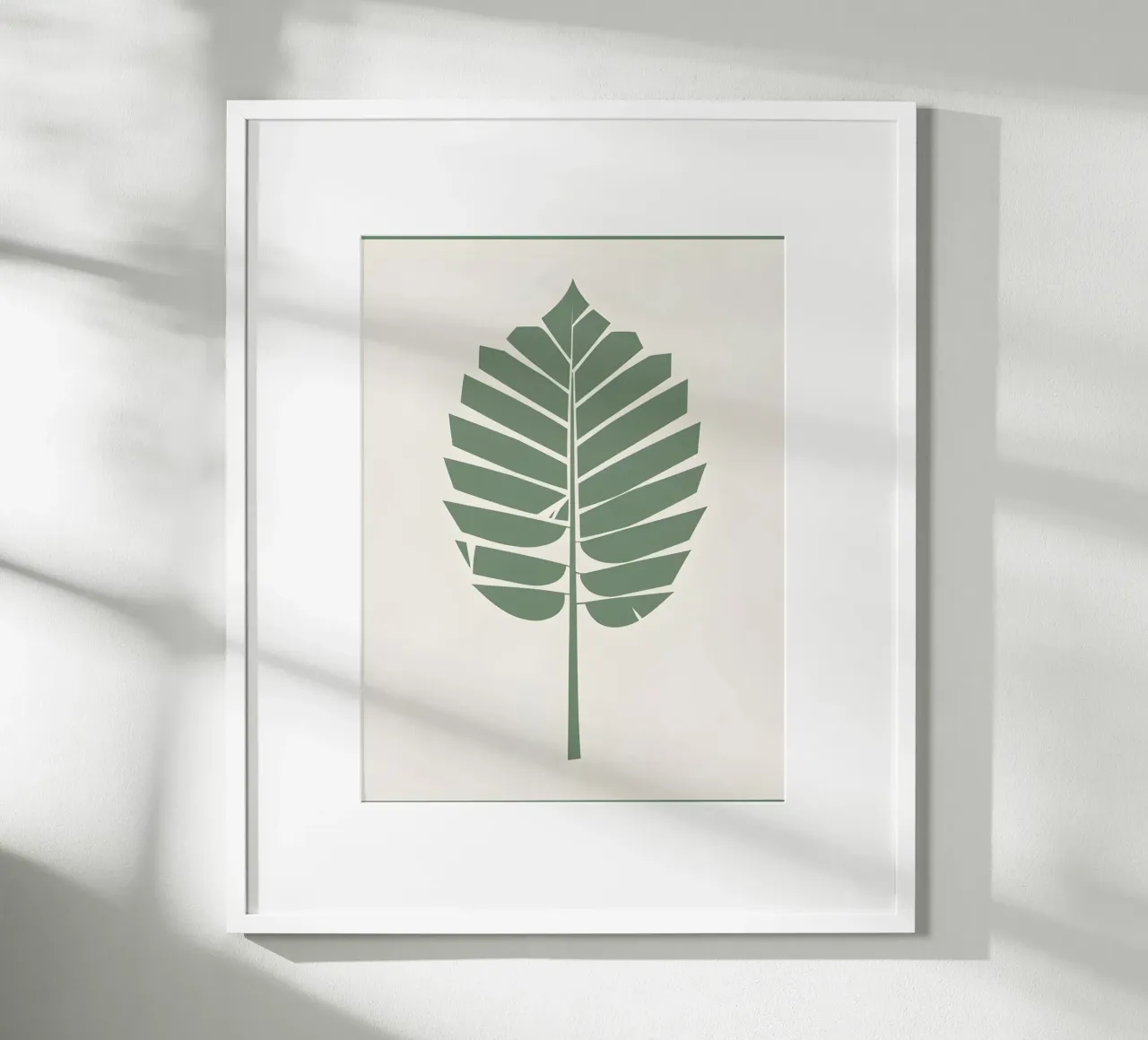 Foglia di palma poster con telaio in alluminio da The Green Room