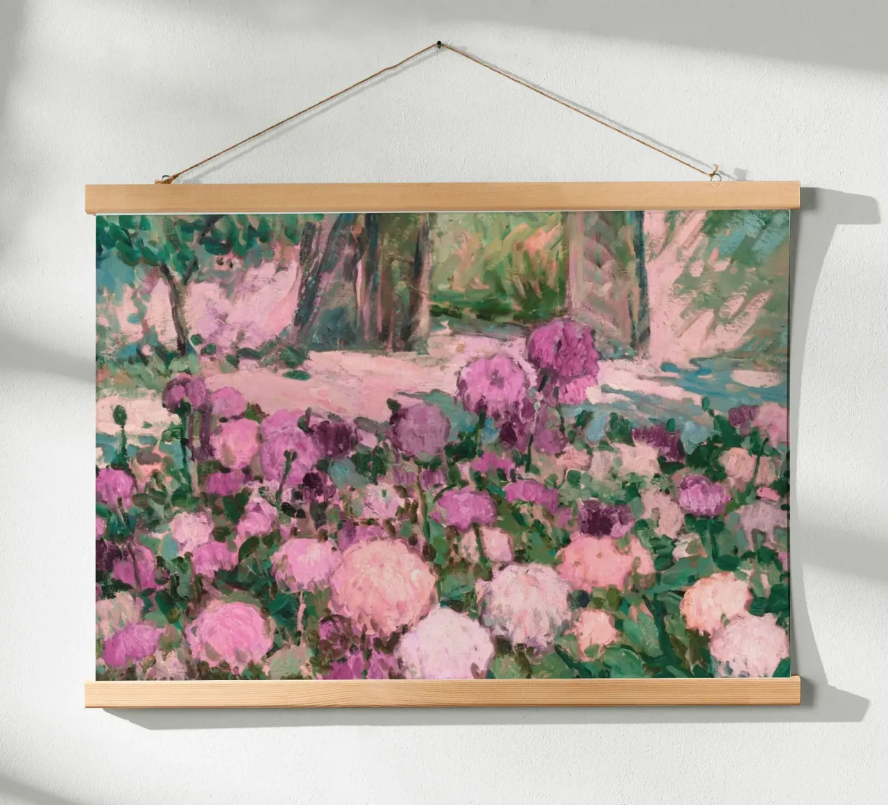 Peinture impressionniste d'un jardin de fleurs inspirée de Monet poster avec cadre en bois de vintagepod
