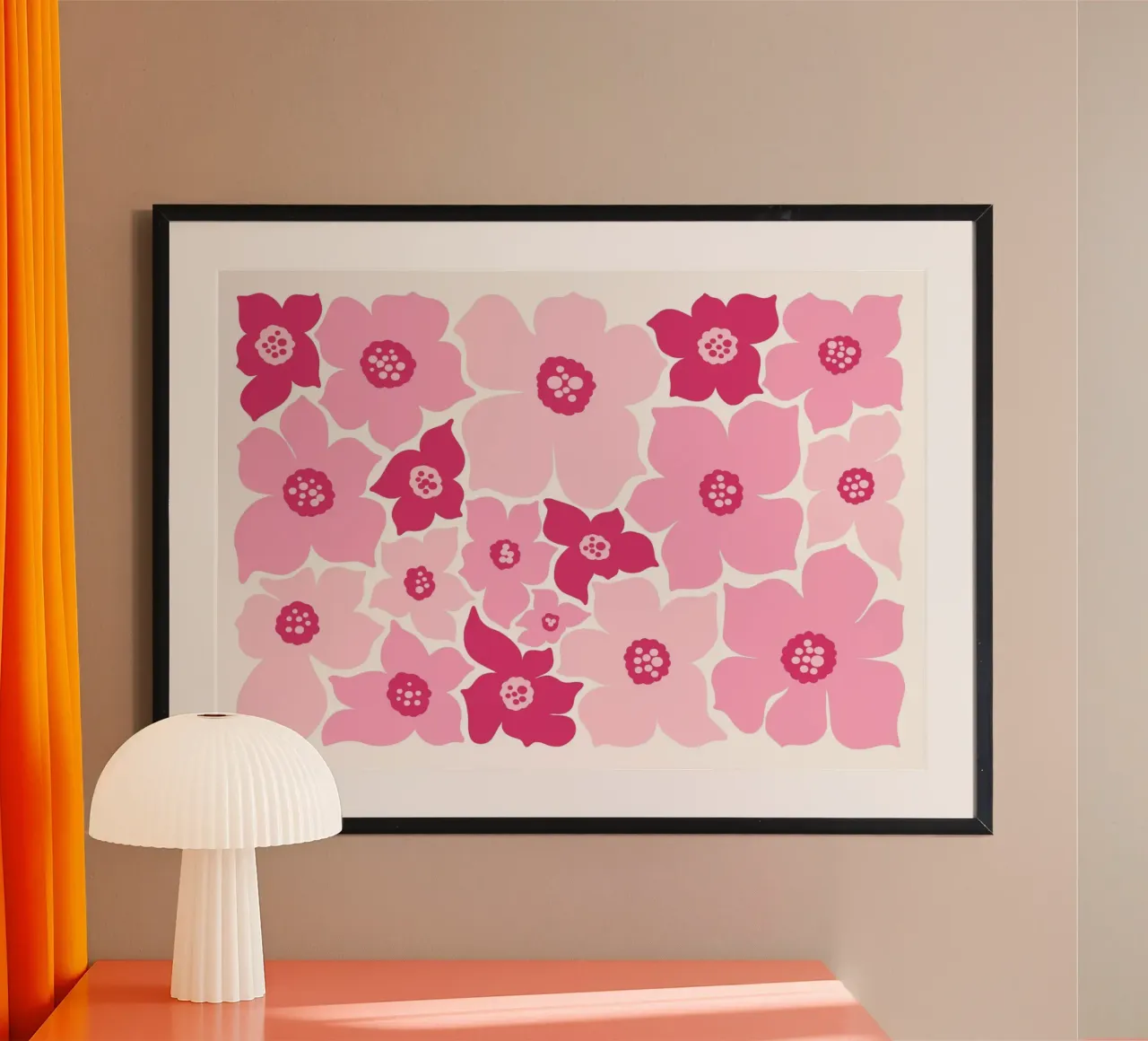 Stampa floreale retrò rosa pop art poster con telaio in legno da vintagepod