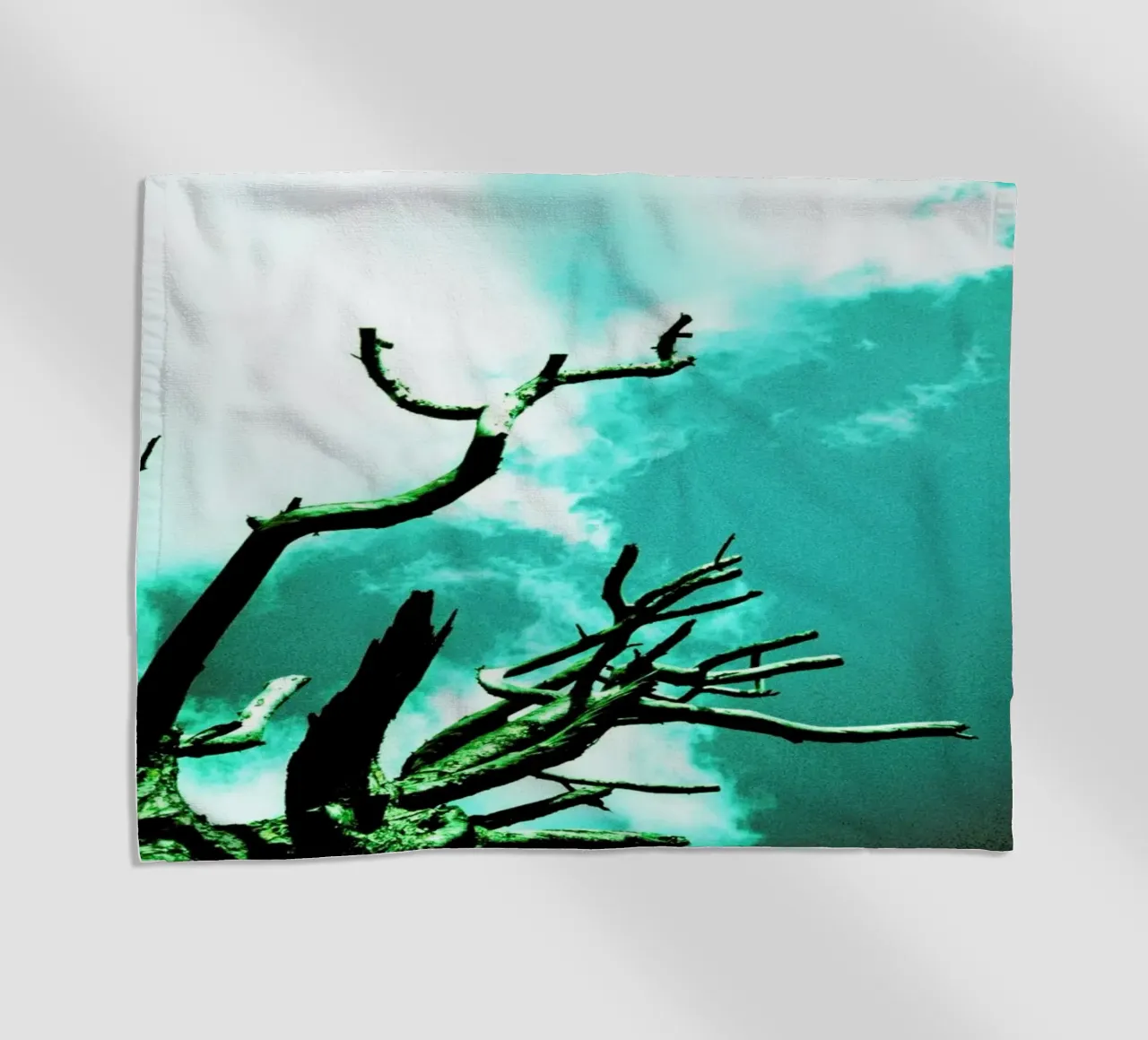 Brittle telo mare da BLAEK Design Studio