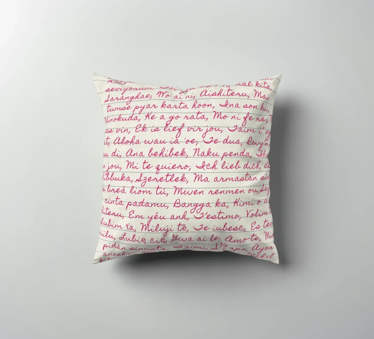 I Love You' in Many Languages Script Print (Je t'aime dans de nombreuses langues) coussin de vintagepod