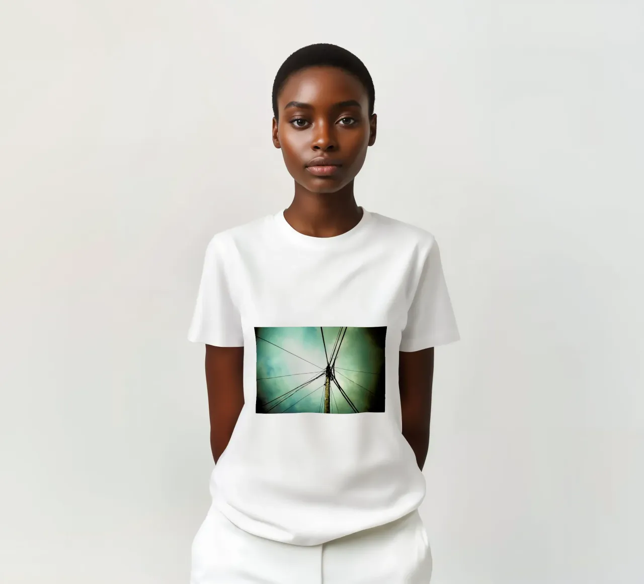 Tangle t-shirt da BLAEK Design Studio