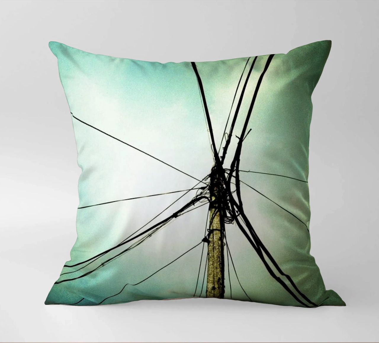 Tangle cuscino da BLAEK Design Studio