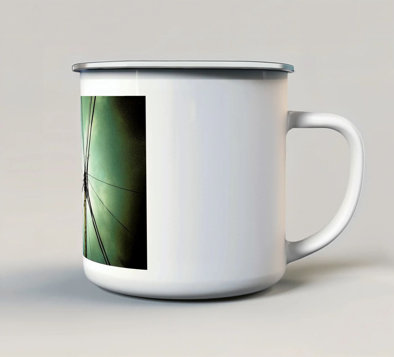 Tangle tazza in smalto da BLAEK Design Studio