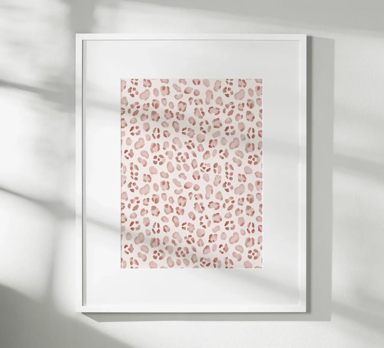 Mocha Mousse Marrón Leopardo Guepardo Y2K Animal Print Boho Art poster con marco de aluminio de Gentle Echoes Art