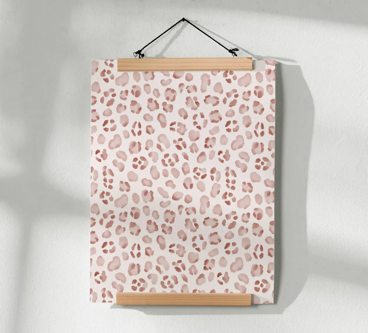 Mocha Mousse Marrón Leopardo Guepardo Y2K Animal Print Boho Art poster con marco de aluminio de Gentle Echoes Art