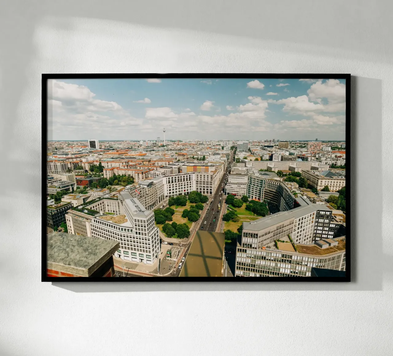 Foto dello skyline del centro di Berlino | Potsdamer Platz | Torre della televisione poster da Bold and Retro