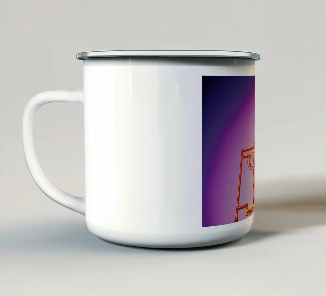 Volare tazza in smalto da BLAEK Design Studio