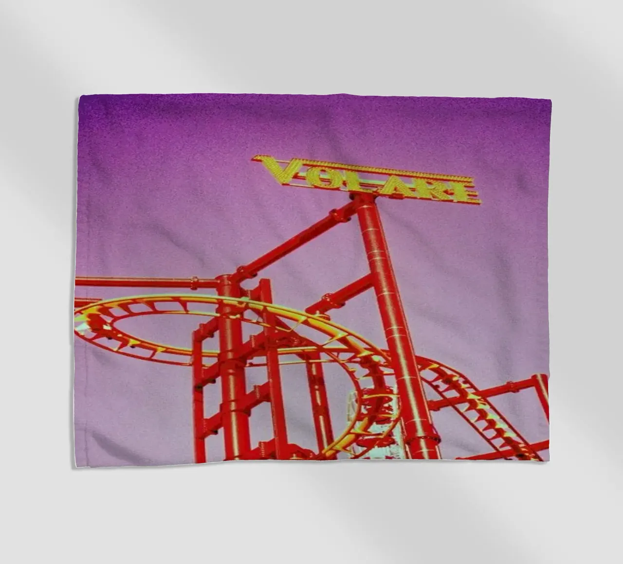 Volare telo mare da BLAEK Design Studio