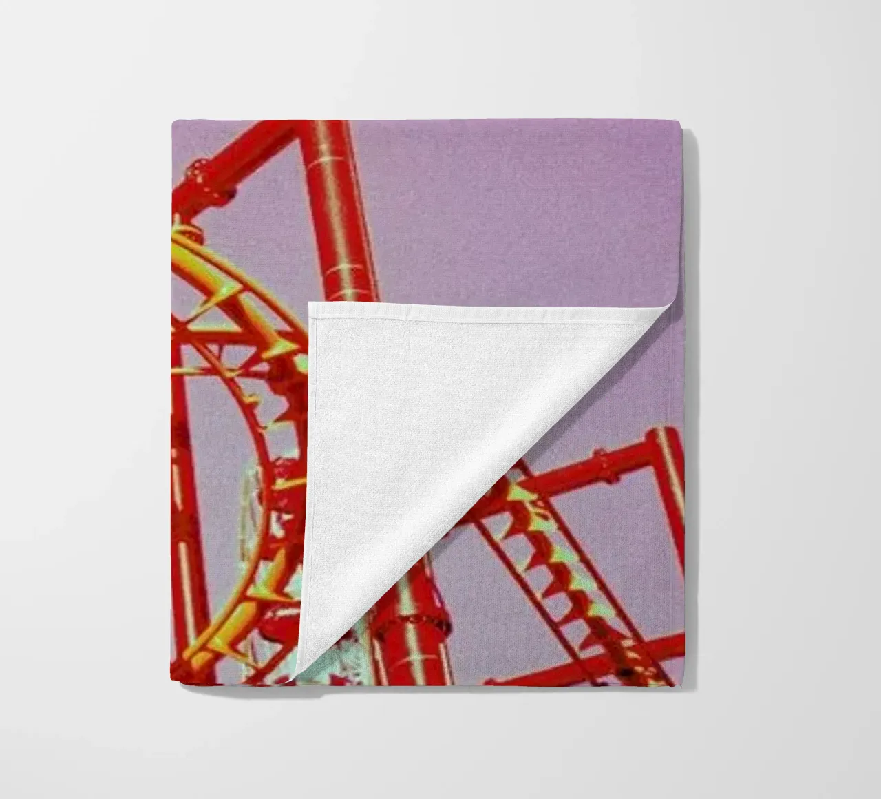 Volare telo mare da BLAEK Design Studio