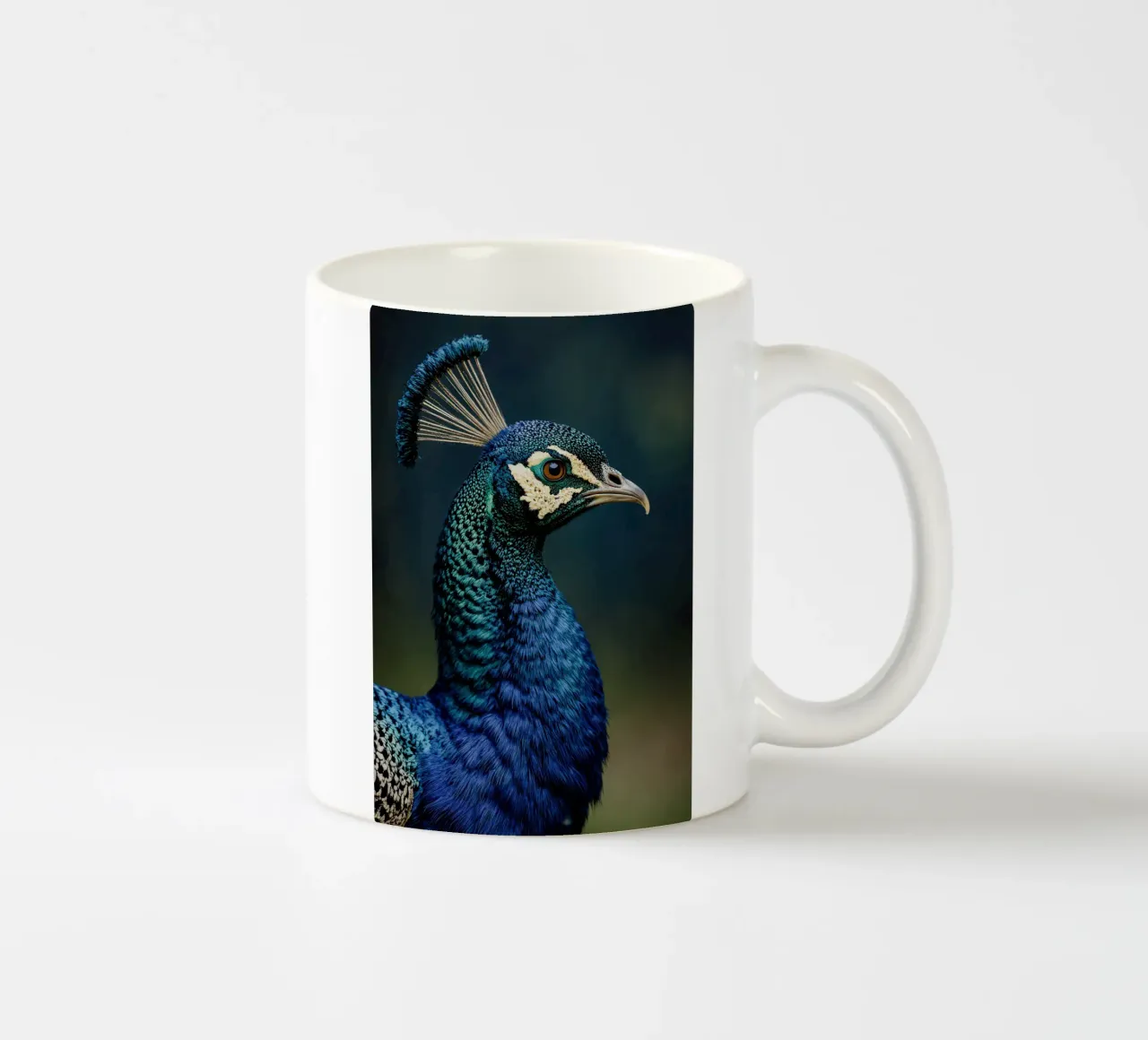 Peacock Portrait tazza in ceramica da Attaboy Dsgn