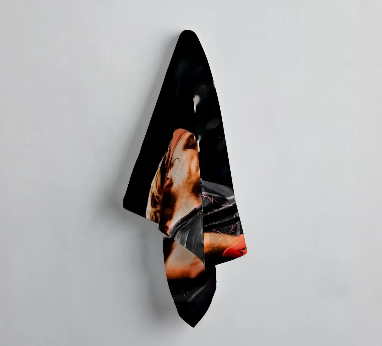 Andrey Rublev asciugamano da bagno da Low poly art