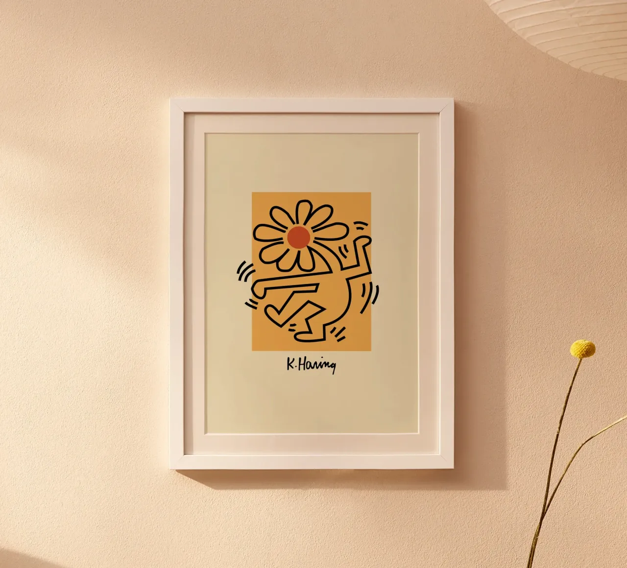 Stampa pop di Keith Haring Flower Figure poster con telaio in plastica da ClubArt