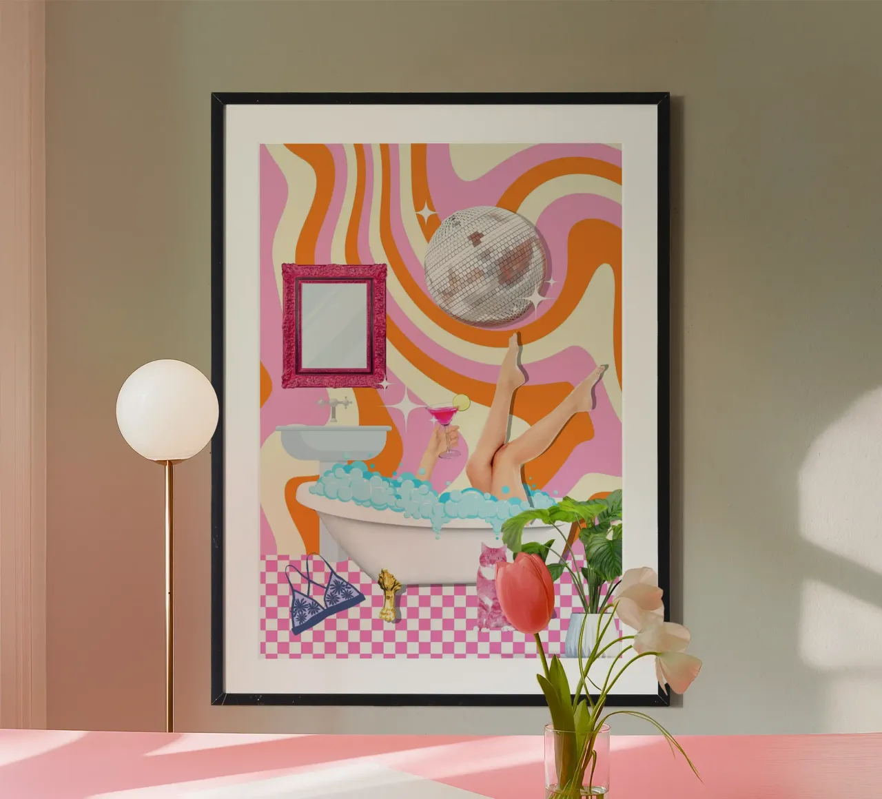 Bere nella vasca da bagno poster con telaio in plastica da Athene Fritsch