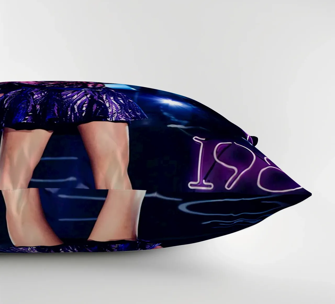 Taylor Swift al neon cuscino da shiners
