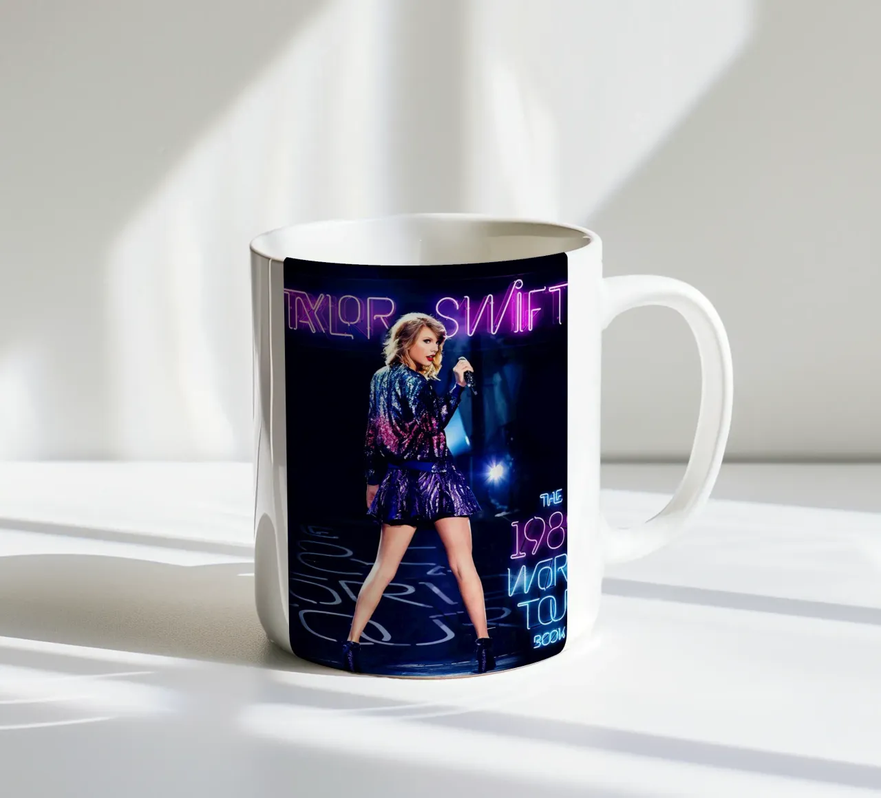 Taylor Swift al neon tazza in ceramica da shiners