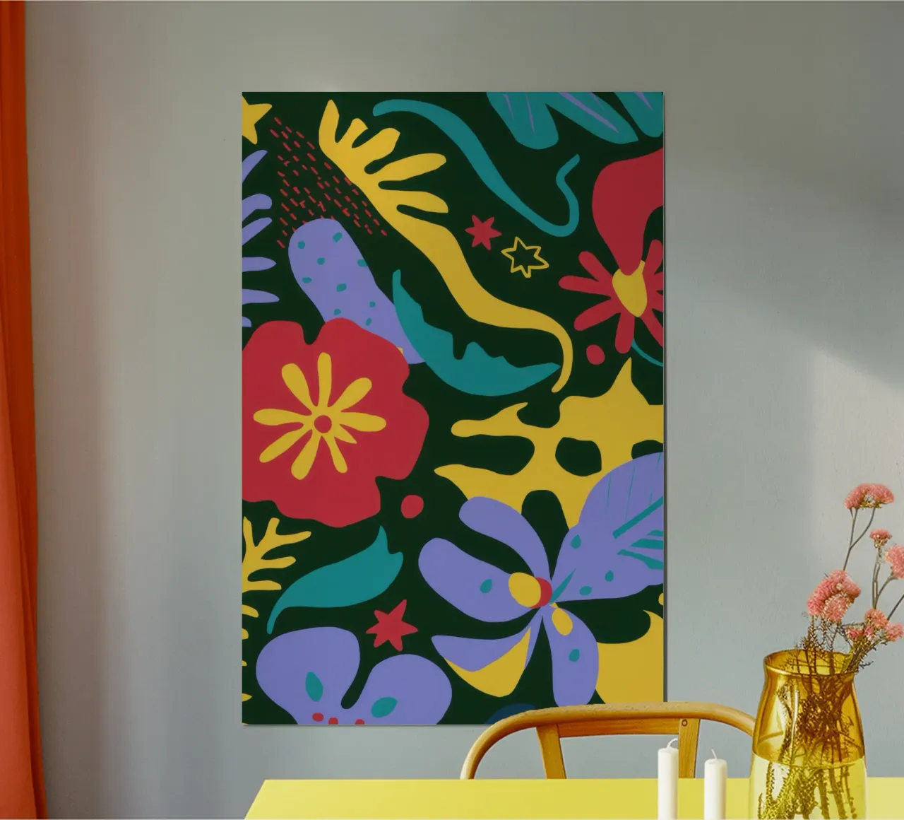 Celebrazione della fioritura notturna poster con telaio in plastica da Sure Paint
