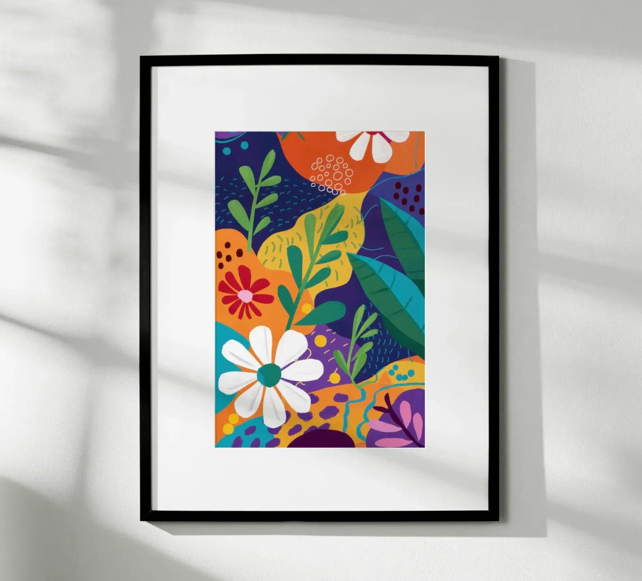 Abbondanza di margherite bianche poster con telaio in legno da Enter Bloom