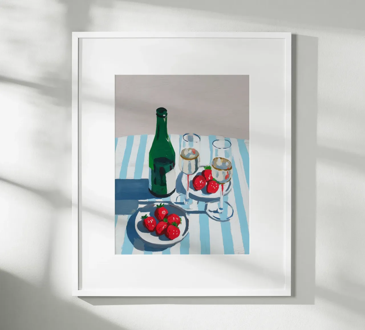 Fragole e champagne poster con telaio in legno da Carinaprint