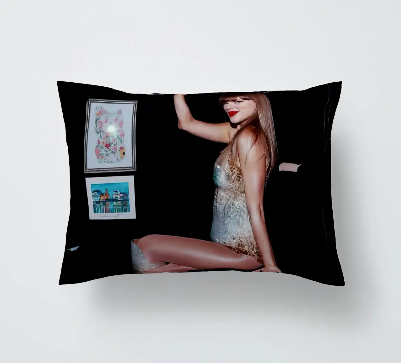 Taylor Swift cuscino da Musadad Shop