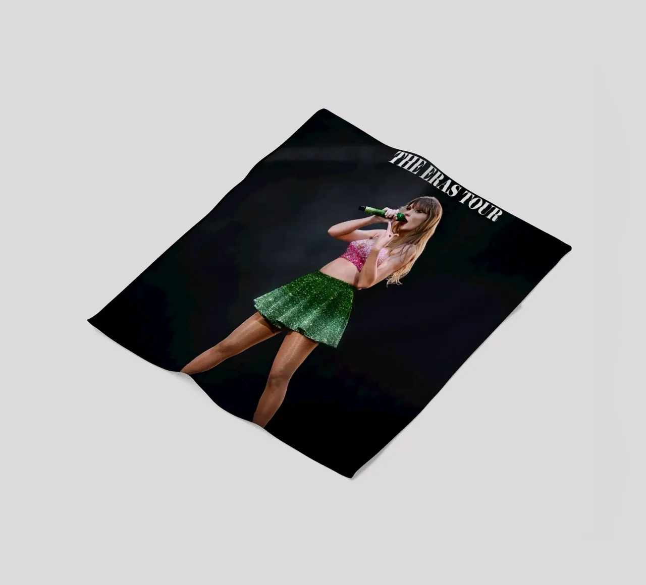 Taylor Swift coperta in pile da Musadad Shop