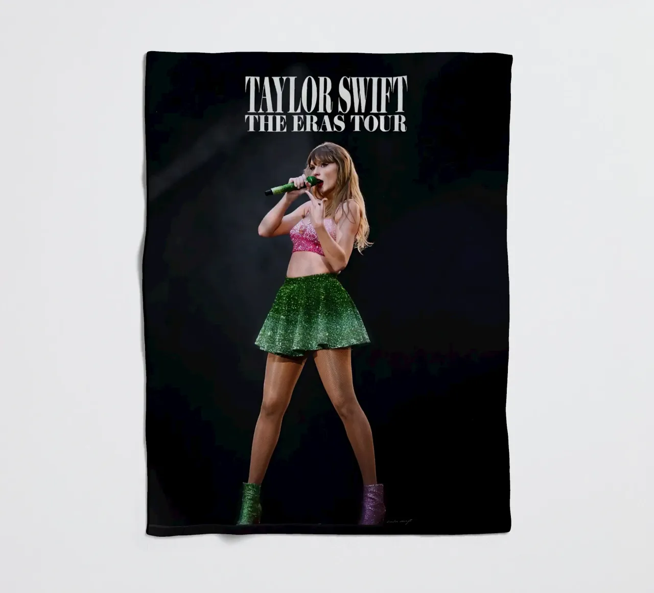 Taylor Swift coperta in pile da Musadad Shop