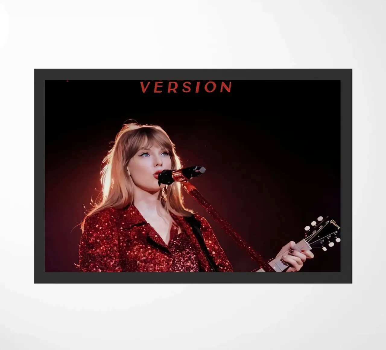 Taylor Swift Red zerbino da Musadad Shop