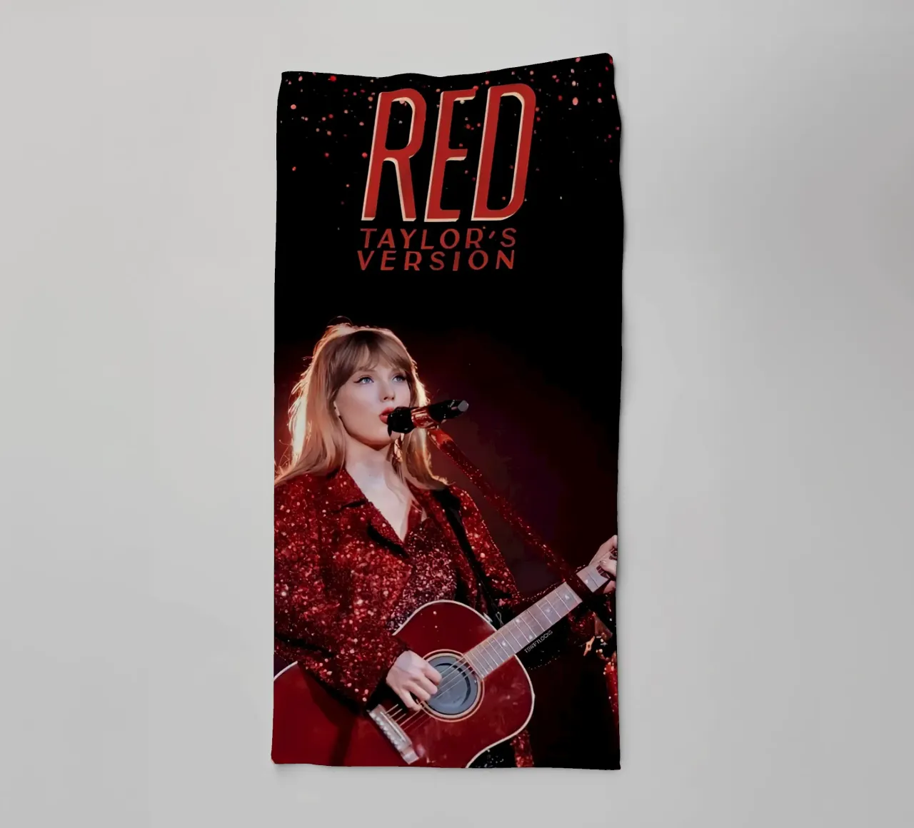 Taylor Swift Red asciugamano da bagno da Musadad Shop