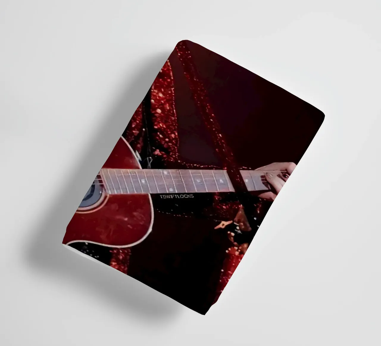 Taylor Swift Red asciugamano da bagno da Musadad Shop