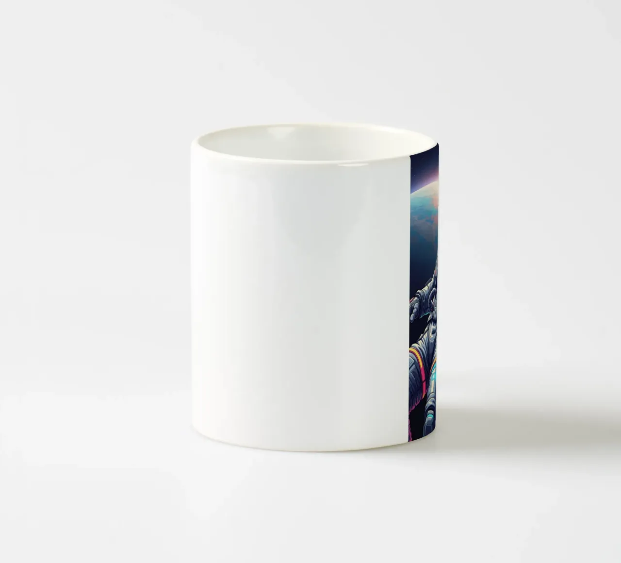 Astronauta che fluttua nello spazio tazza in ceramica da Lembayung art