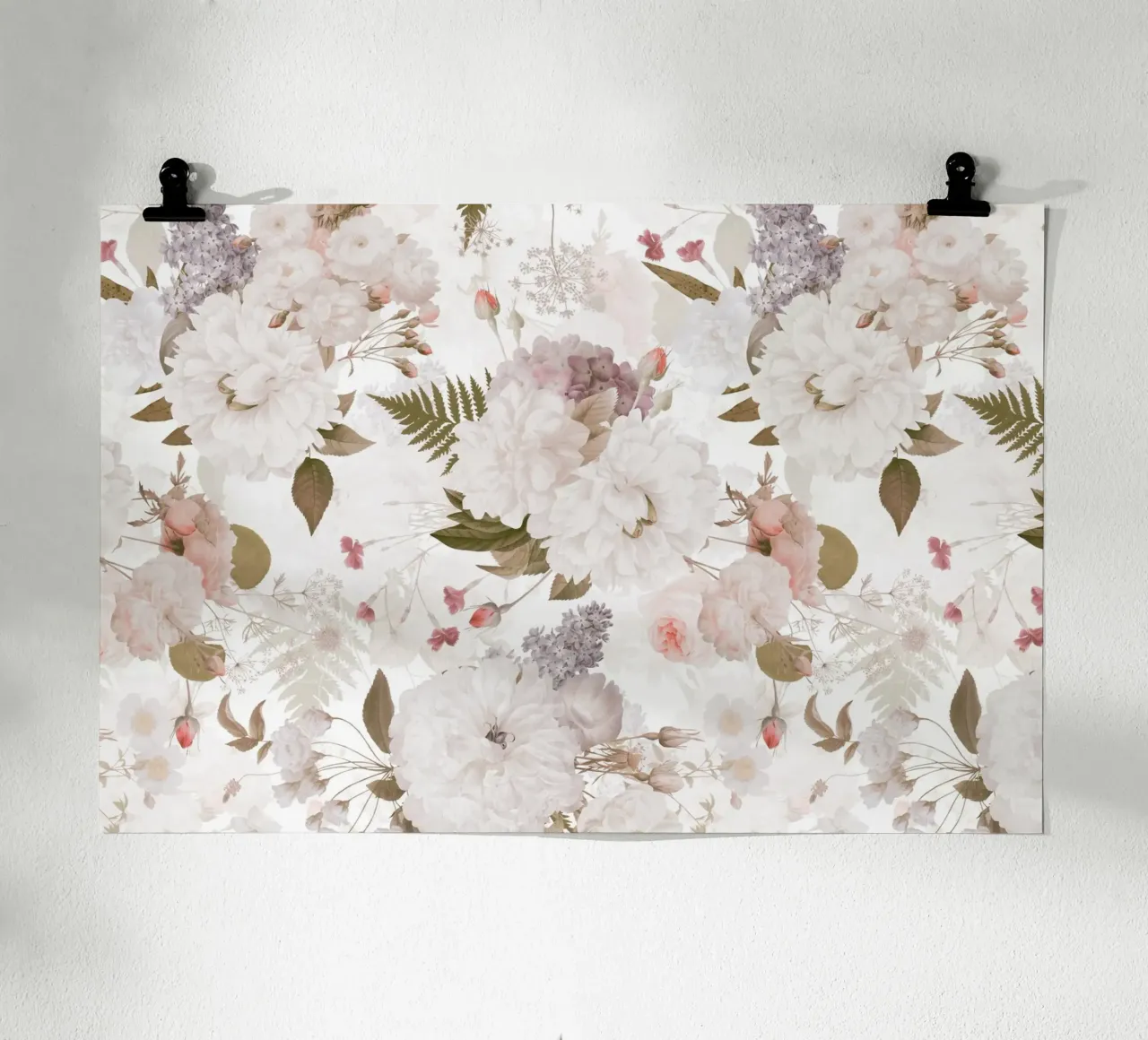 Morbide peonie vintage con rose felci e fiori delicati poster con telaio in plastica da Vintage World - Uta Naumann