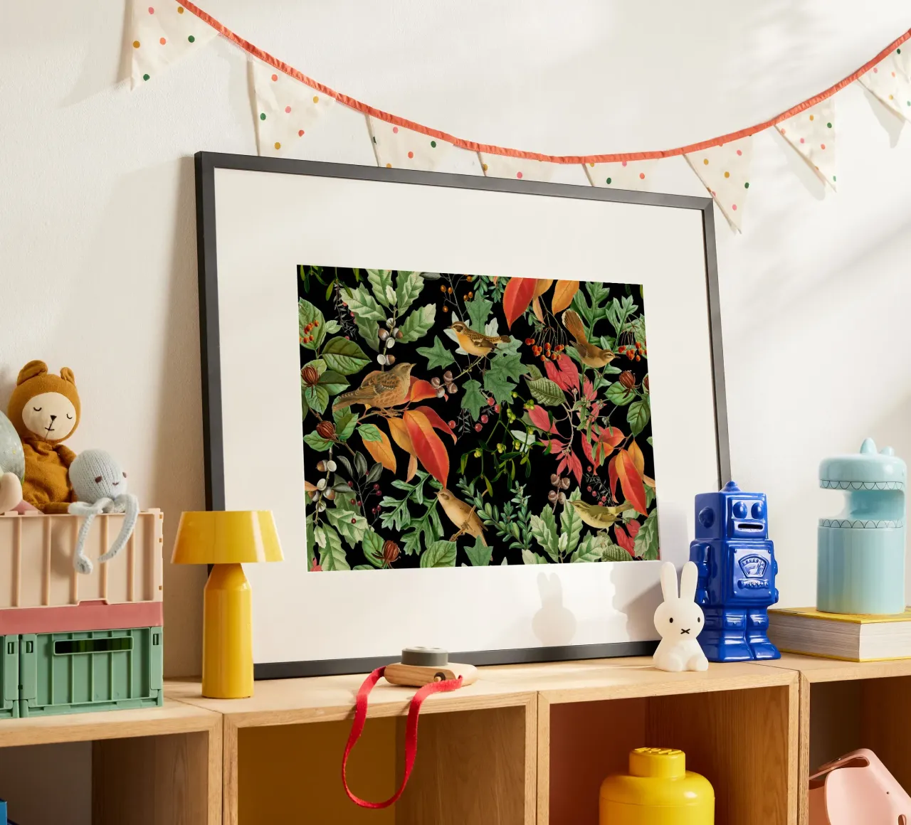 Notte della Foresta Oscura con Uccelli Foglie d'Autunno e Bosco Berr poster da Vintage World - Uta Naumann