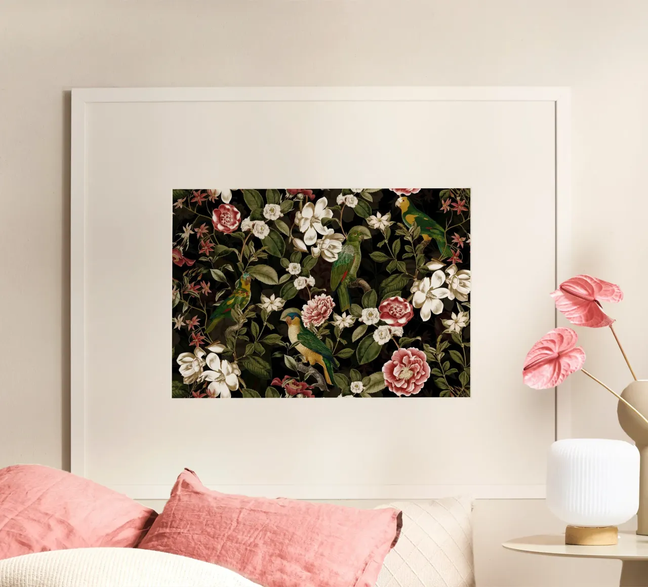 Pappagalli tropicali scuri con camelie, magnolie e rose poster da Vintage World - Uta Naumann