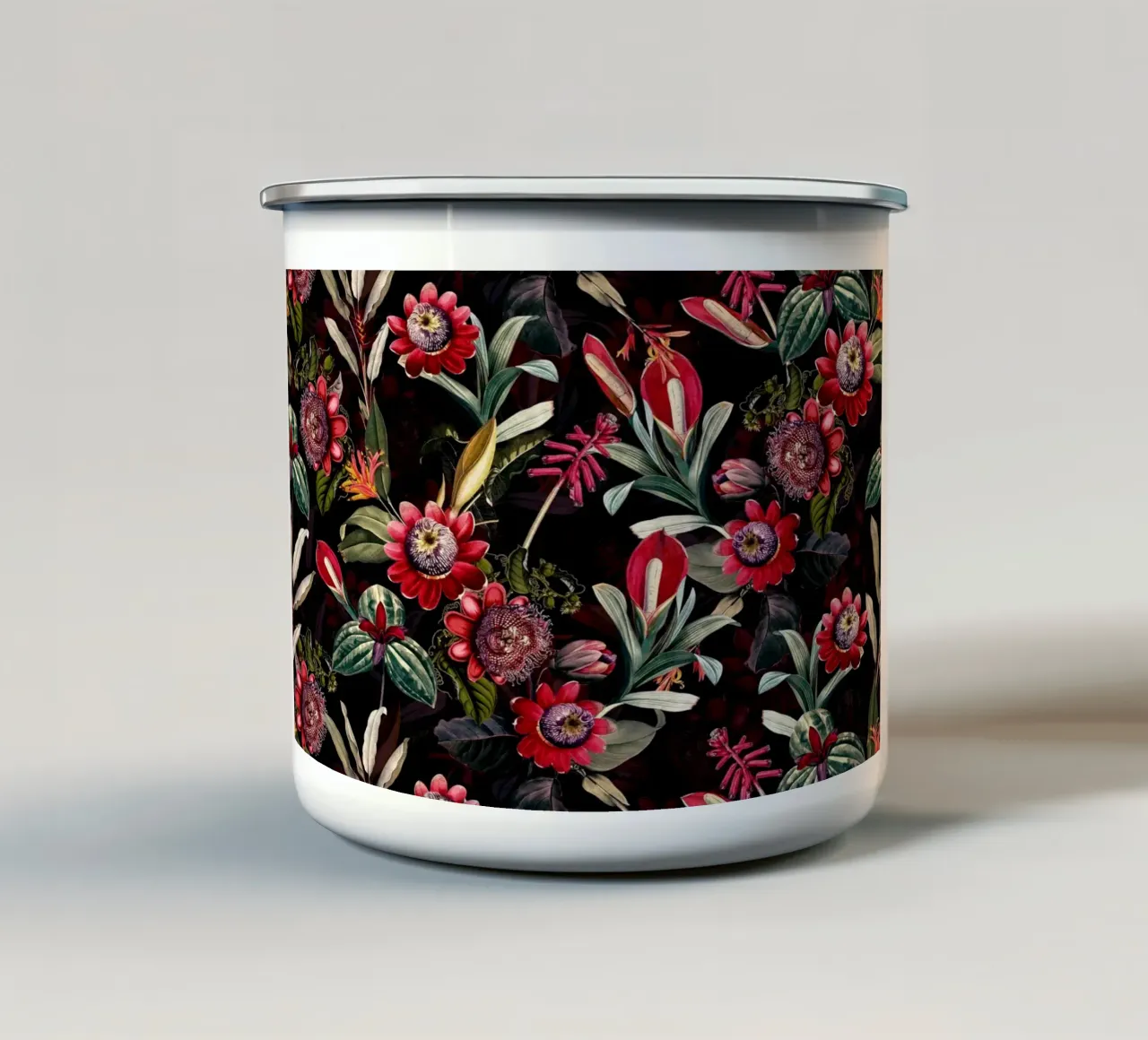 Passiflore gotiche scure con giardino notturno tropicale esotico tazza in smalto da Vintage World - Uta Naumann
