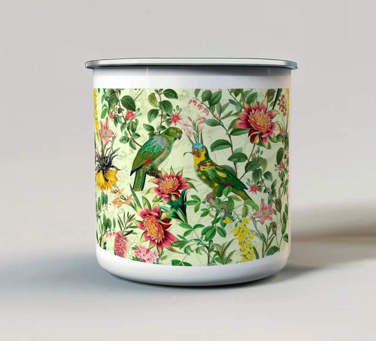 Pappagalli esotici tropicali con passiflore e fiori della giungla tazza in smalto da Vintage World - Uta Naumann
