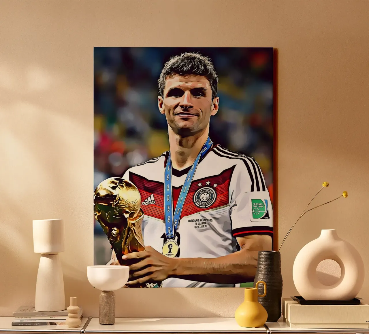 Thomas Müller - La vittoria nella Coppa del Mondo - Digital Art Poster tela con Cornice a cassetta da ArdanART