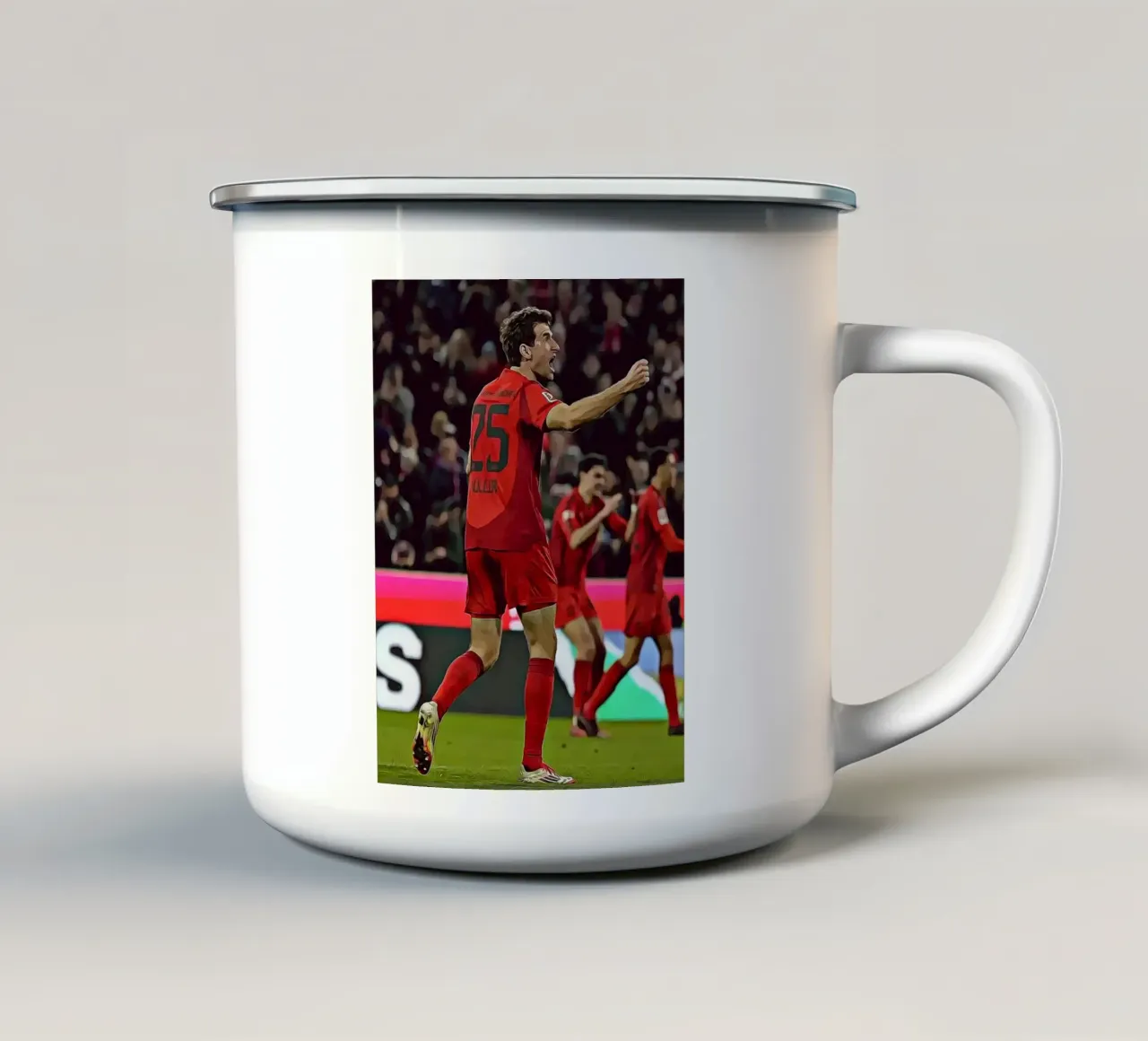 Poster digitale di Thomas Müller Victory Shout tazza in smalto da ArdanART