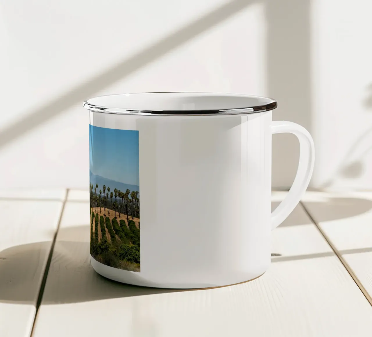 collina forestale tazza in smalto da Earthly Visions