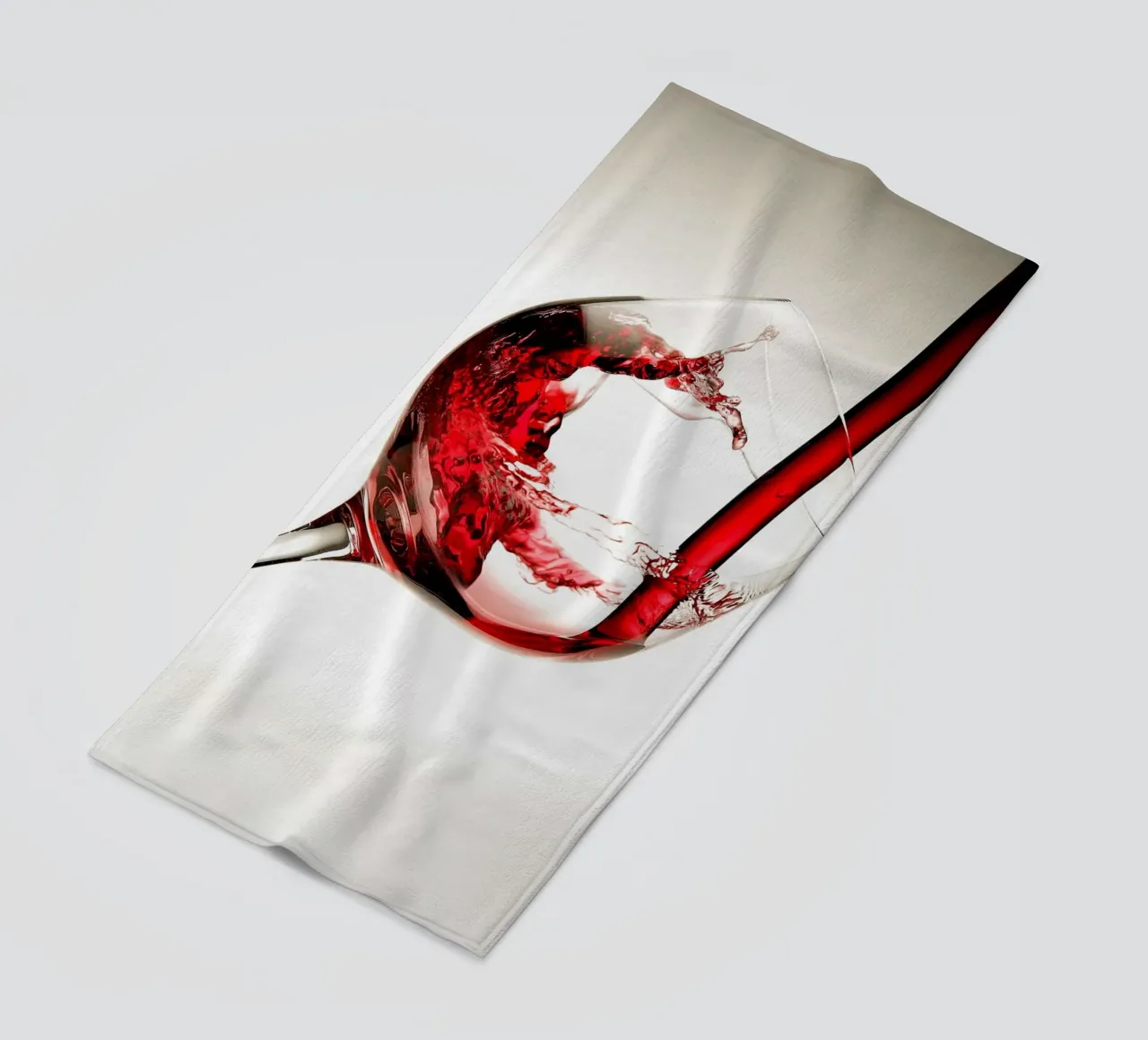 Vino rosso in un bicchiere telo mare da hanna shop