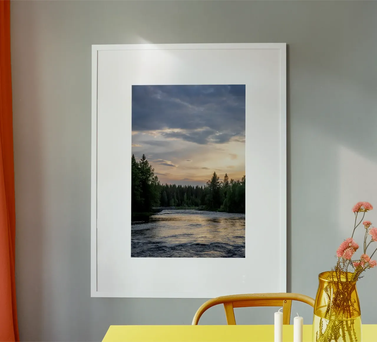 Tramonto in riva al fiume in Svezia. Poster in blu, ge poster da karijn_landscapes