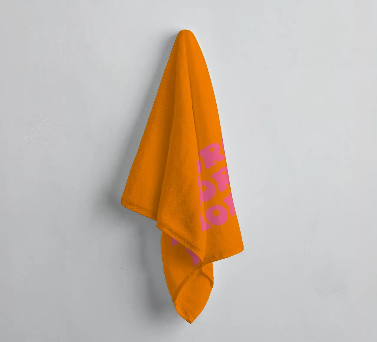 Amore Retro Pink Orange asciugamano da bagno da Alisa Knöß