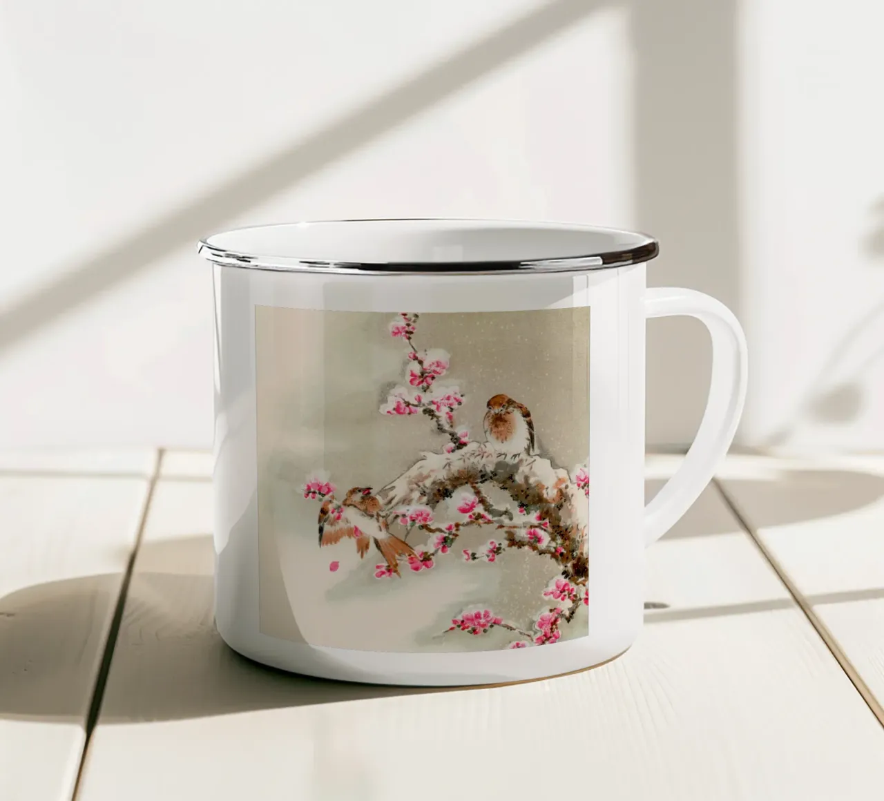Bird perching on tree top, vintage Japanese tazza in smalto da vintageshop