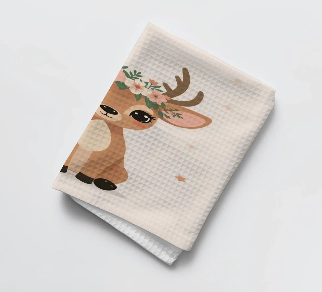 Mignon cerf heureux assis avec une couronne de fleurs torchon de DesignDoodle