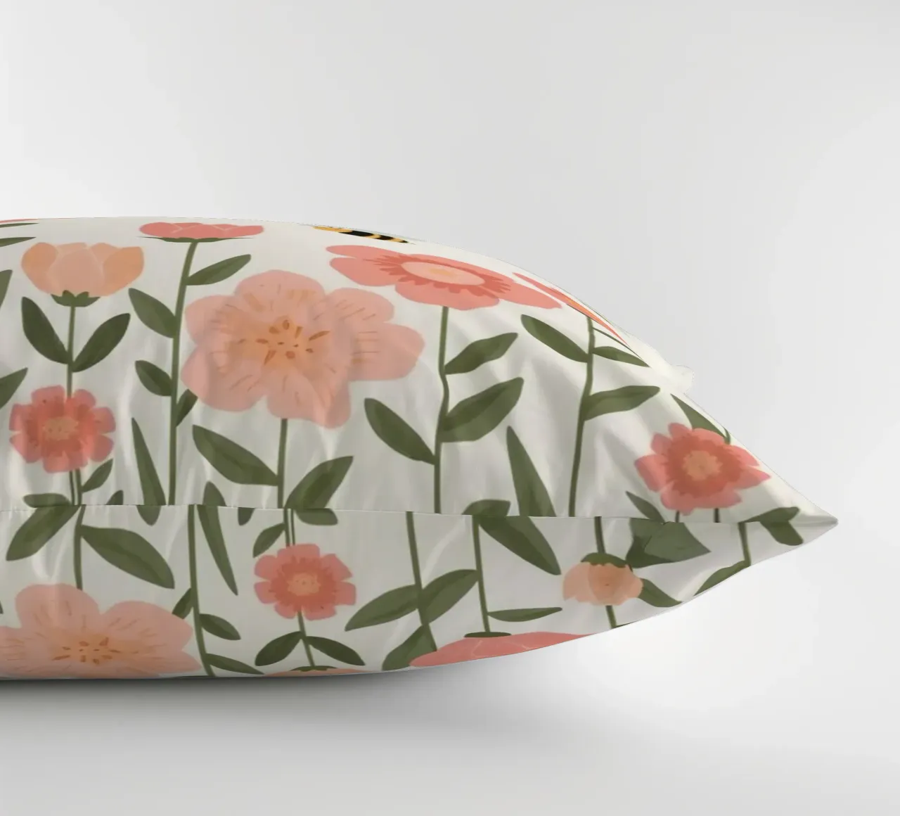 Fiori stilizzati e api carine cuscino da DesignDoodle
