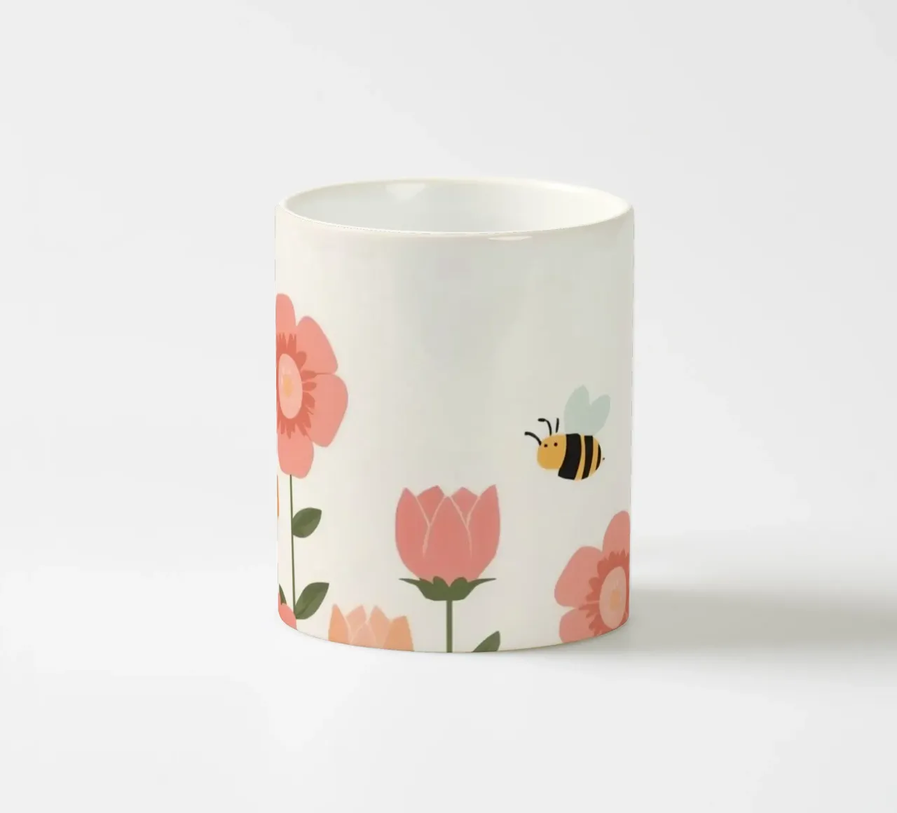Fiori stilizzati e api carine tazza in ceramica da DesignDoodle