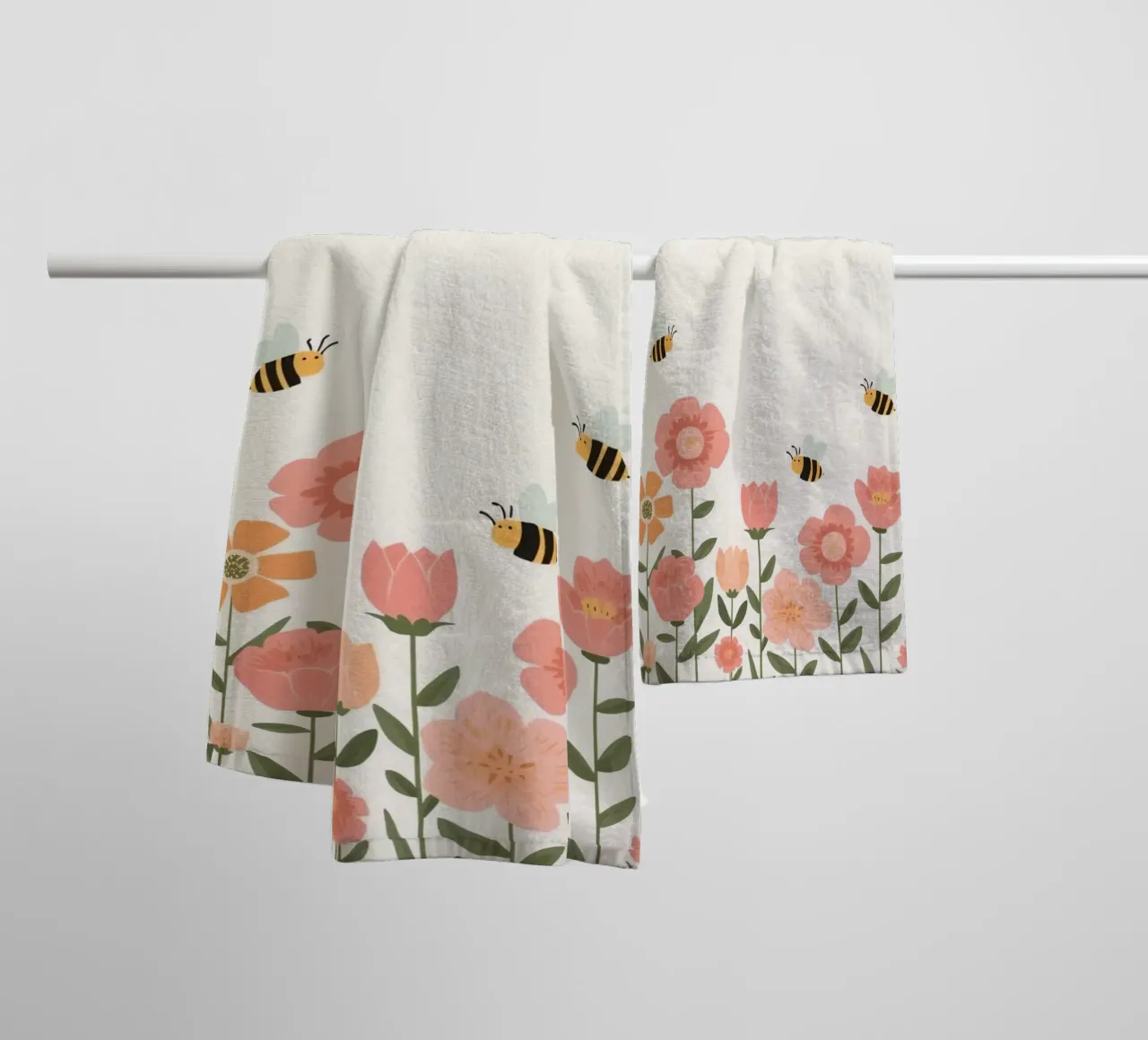 Fiori stilizzati e api carine asciugamano da bagno da DesignDoodle